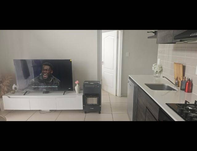 1 BEDROOM APARTMENT FOR SALE IN FOURWAYS